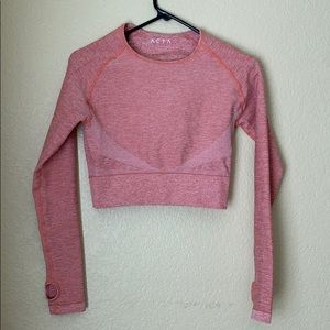ACTA workout crop top